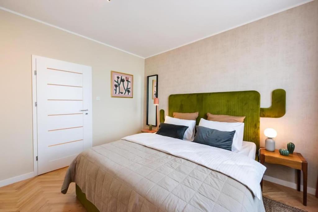 Eclectic City Apartment Near Old Town Varsovie Extérieur photo
