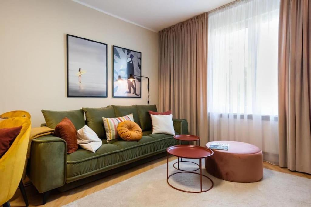 Eclectic City Apartment Near Old Town Varsovie Extérieur photo