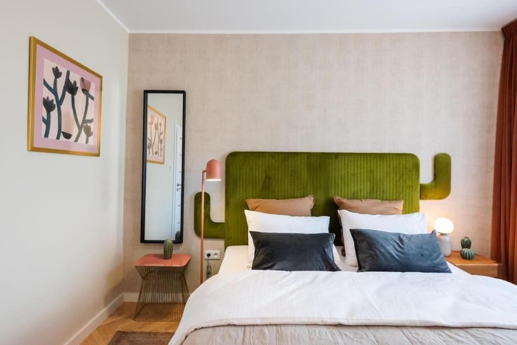 Eclectic City Apartment Near Old Town Varsovie Extérieur photo